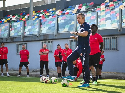 UEFA B Coach course 2022 -23_4400.jpg