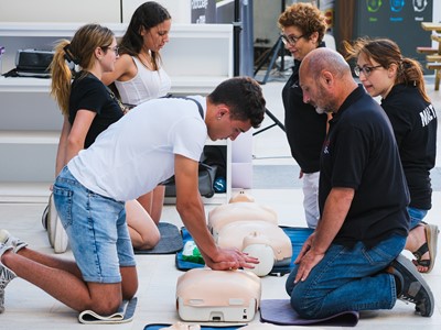 CPR training Mercury2.jpg