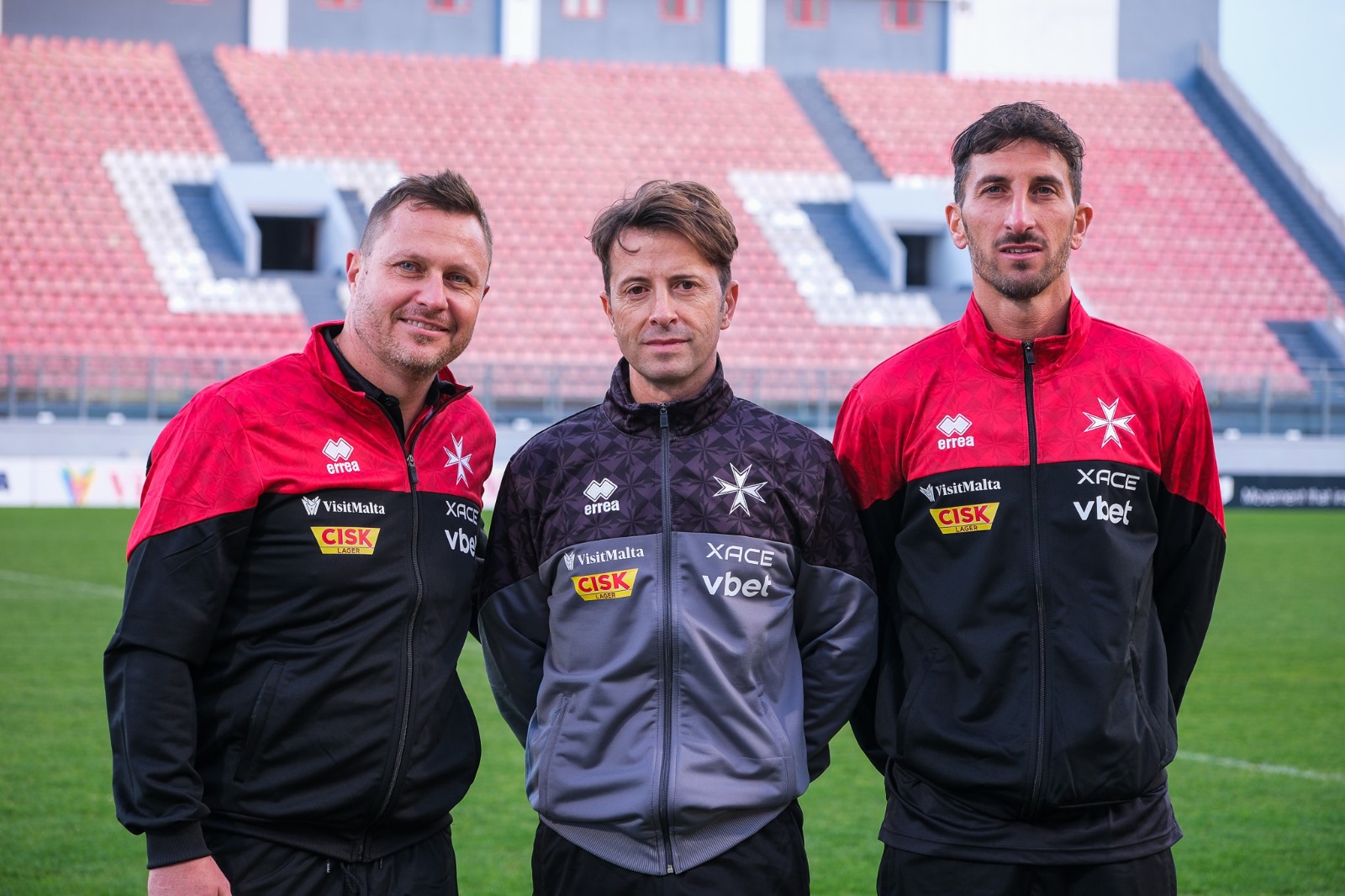 New NT Coaches (5).jpeg