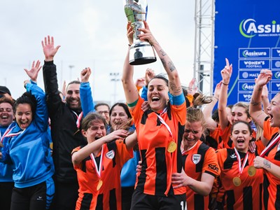 Swieqi United's Captain Shona Zammit lifting the Assikura Women's League trophy - (c) Jonathan Caruana - MFA