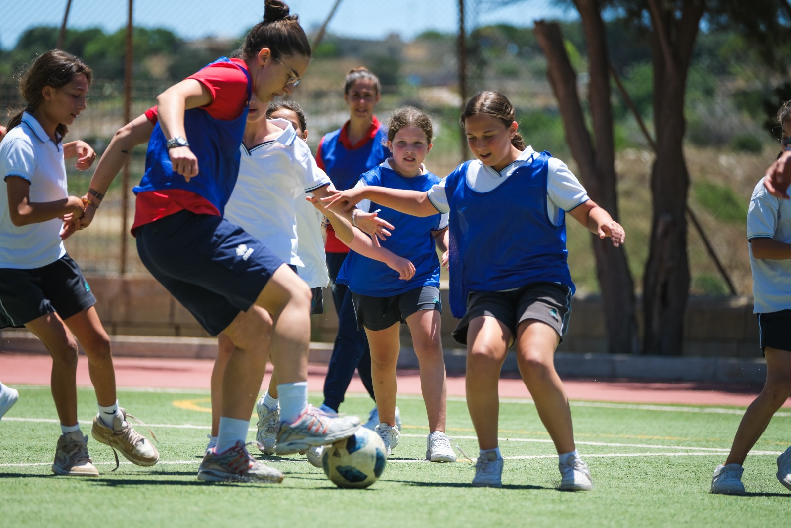 San Anton School Visit (5)_4.jpg