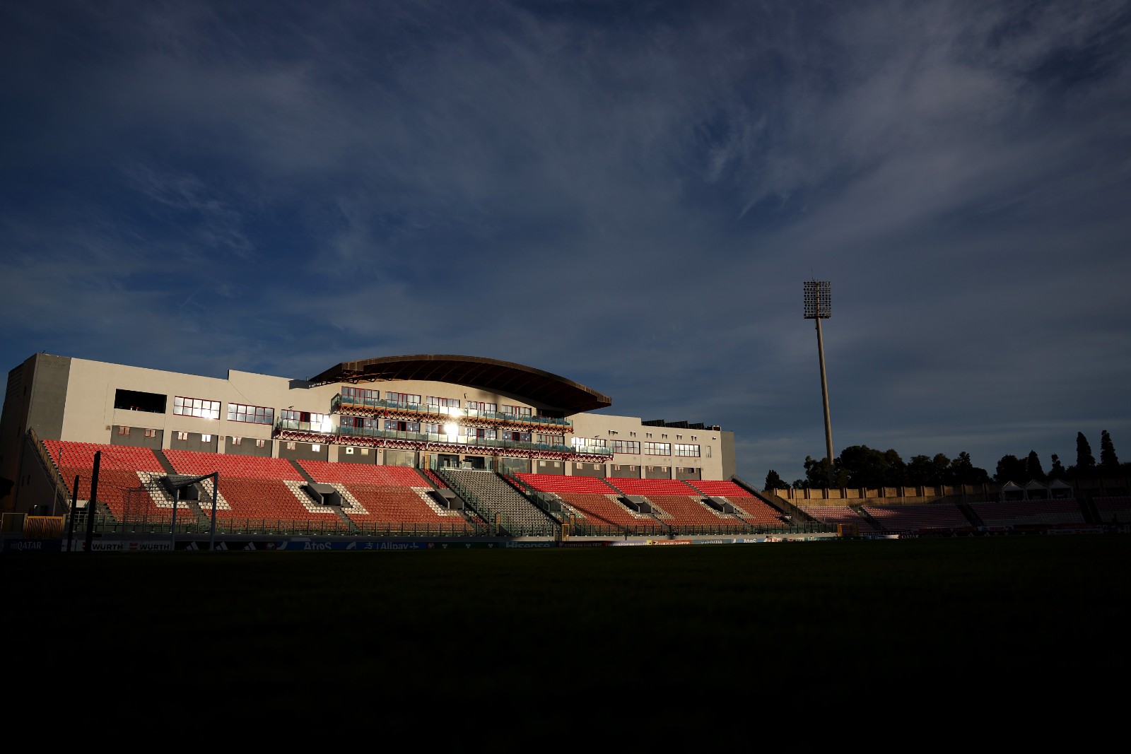 National Stadium.jpg (3)